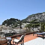 Casa Vera, * Capri