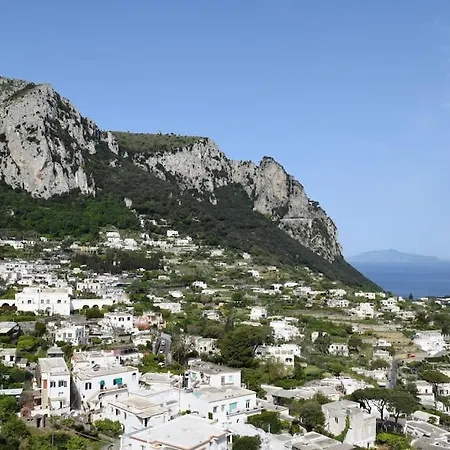 Casa Vera, * Capri