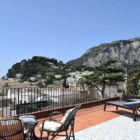 Casa Vera, * Capri